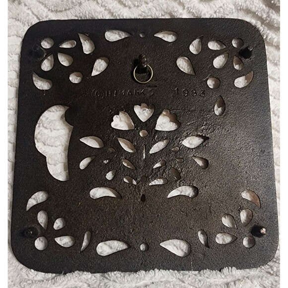 Pretty VINTAGE 1983 Coppertone Teapot HIMARK CastIron TRIVET Hanging Plaque VguC - Picture 2 of 6